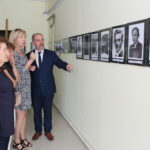 Wystawa prezentująca fotograficzny zapis tragicznych wydarzeń z sierpnia 1944 roku / Marta Gajda / Radio Kielce