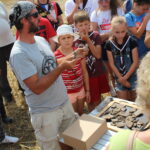 W Rzemienowicach pod lasem w gminie Opatowiec trwają prace archeologiczne. / Marta Gajda / Radio Kielce