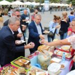 43. Międzynarodowe Targi Sztuki Ludowej w Krakowie / Marta Gajda / Radio Kielce