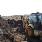 Pole miedzy Krzczonowem, a Kociną w gminie Opatowiec. Poszukiwania szczątków Liberatora B24L / Marta Gajda / Radio Kielce