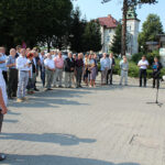 Kazimierza Wielka. Odsłonięcie tablicy „Solidarności” na bramie byłej Cukrowni Łubna / Marta Gajda / Radio Kielce