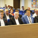 23.08.2019 Kielce. Sesja Rady Powiatu Kieleckiego. Senator Krzysztof Słoń, poseł Krzysztof Lipiec, starosta Mirosław Gębski i wicestarosta Tomasz Pleban / Jarosław Kubalski / Radio Kielce