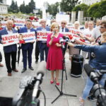 30.08.2019 Kielce. Poseł PiS i wiceminister sportu i turystyki Anna Krupka zainaugurowała kampanię wyborczą / Jarosław Kubalski / Radio Kielce