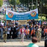 13.08.2017 Pielgrzymi z diecezji kieleckiej z biskupem Janem Piotrowskim dotarli na Jasną Górę / Włodzimierz Batóg - Radio Kielce / Pielgrzymi z diecezji kieleckiej z biskupem Janem Piotrowskim dotarli na Jasną Górę