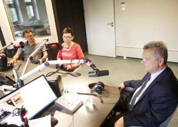 21.08.2019 Radio Kielce. Punkty Widzenia. Wojciech Kobylarz - Naczelnik Wydziału Prawno-Organizacyjnego Wojewódzkiego Inspektoratu Inspekcji Handlowej w Kielcach, Joanna Przybylska - prezes Towarzystwa Badań i Ochrony Przyrody w Kielcach i Henryk Ławniczek - prezes