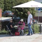 Łopuszno. Letni Raport Dnia. Irena Marcisz - wójt gminy Łopuszno, Ewa Okońska - Radio Kielce i Michał Nyga - Urząd Gminy w Łopusznie / Krzysztof Bujnowicz / Radio Kielce