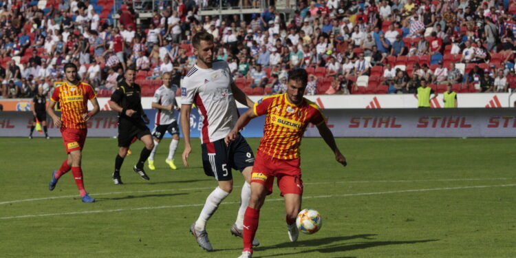 Mecz Górnik Zabrze - Korona Kielce / Krzysztof Bujnowicz / Radio Kielce