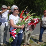 Uroczystości upamiętniające zwycięską akcję Tomasza Wójcika "Tarzana" i jego żołnierzy z 26 sierpnia 1943 roku. Na zdjęciu Beata Ulbin, dla której Tarzan był wujkiem / Emilia Sitarska / Radio Kielce