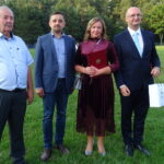 Dzień Ceramika. Od lewej: Włodzimierz Sajda - radny miejski w Ostrowcu Św., Hubert Żądło - wójt Bałtowa, Joanna Suska - burmistrz Ćmielowa, Piotr Wawrzyk - wiceminister MSZ / Emilia Sitarska / Radio Kielce