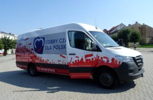 27.08.2019. Opatów. PiS-bus z wizytą / Emilia Sitarska / Radio Kielce
