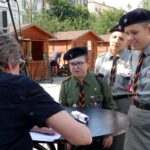 Ostrowiec Świętokrzyski. Gra miejska z okazji 75. rocznicy wybuchu Powstania Warszawskiego / Emilia Sitarska / Radio Kielce