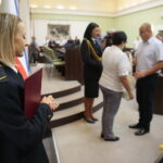 Obchody święta Straży Miejskiej. Na zdjęciu: Danuta Papaj – wiceprezydent Kielc, Renata Gruszczyńska – komendant Straży Miejskiej / Wiktor Taszłow / Radio Kielce