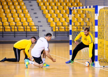 Pierwszy trening zawodników PGE Vive Kielce / Wiktor Taszłow / Radio Kielce