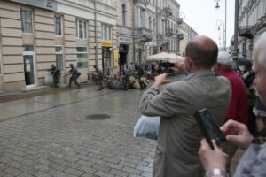 Kielce. Barykady na ulicy Sienkiewicza / Wiktor Taszłow / Radio Kielce