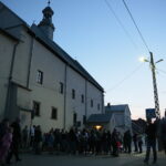 Chęciny. Nocne zwiedzanie Chęcin / Wiktor Taszłow / Radio Kielce