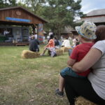 O dawnych sposobach łowienia ryb w skansenie w Tokarni