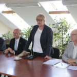 Posiedzenie Zarządu Regionu Świętokrzyskiego NSZZ "Solidarność". Na zdjęciu od lewej: Bartłomiej Dorywalski - wicewojewoda świętokrzyski, Piotr Wawrzyk - wiceminister spraw zagranicznych, Małgorzata Gosiewska - Wicemarszałek sejmu RP, Waldemar Bartosz - przewodniczący regionu Świętokrzyskiego NSZZ “Solidarność” / Wiktor Taszłow / Radio Kielce