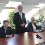 Posiedzenie Zarządu Regionu Świętokrzyskiego NSZZ "Solidarność". Na zdjęciu od lewej: Bartłomiej Dorywalski - wicewojewoda świętokrzyski, Piotr Wawrzyk - wiceminister spraw zagranicznych, Małgorzata Gosiewska - Wicemarszałek sejmu RP, Waldemar Bartosz - przewodniczący regionu Świętokrzyskiego NSZZ “Solidarność” / Wiktor Taszłow / Radio Kielce