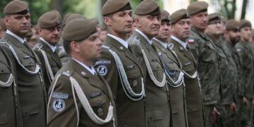 Obchody Święta Wojska Polskiego 10. Świętokrzyskiej Brygady Obrony Terytorialnej. / Wiktor Taszłow / Radio Kielce