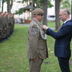 Obchody Święta Wojska Polskiego 10. Świętokrzyskiej Brygady Obrony Terytorialnej.  Na zdjęciu: Piotr Wawrzyk - wiceminister spraw zagranicznych / Wiktor Taszłow / Radio Kielce