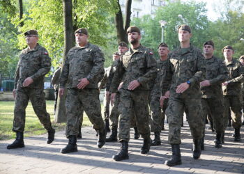 Obchody Święta Wojska Polskiego 10. Świętokrzyskiej Brygady Obrony Terytorialnej. / Wiktor Taszłow / Radio Kielce