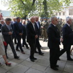 Obchody Święta Wojska Polskiego - Msza Święta. Na zdjęciu: Małgorzata Pruś - dyrektor biura poselskiego Krzysztofa Lipca, Maria Zuba - poseł PiS, Andrzej Bętkowski - marszałek województwa świętokrzyskiego, Krzysztof Słoń - senator Rzeczypospolitej Polskiej, Adam Cyrański – poseł, Piotr Wawrzyk - wiceminister spraw zagranicznych, Bogdan Latosiński – poseł, Bogdan Latosiński – poseł, Krzysztof Lipiec - poseł PiS,  Anna Krupka - poseł PiS / Wiktor Taszłow / Radio Kielce