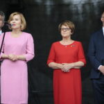 Dymarki Świętokrzyskie. Na zdjęciu: Krzysztof Słoń - senator Rzeczypospolitej Polskiej, Anna Krupka - poseł PiS, Maria Zuba - poseł PiS, Piotr Wawrzyk - wiceminister spraw zagranicznych / Wiktor Taszłow / Radio Kielce