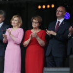 Dymarki Świętokrzyskie. Na zdjęciu: Krzysztof Słoń - senator PiS, Anna Krupka - poseł PiS, Maria Zuba - poseł PiS, Piotr Wawrzyk - wiceminister spraw zagranicznych, Andrzej Kryj - poseł PiS / Wiktor Taszłow / Radio Kielce