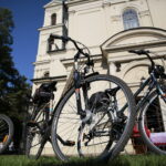 Rowerowa pielgrzymka z Kielc do Jędrzejowa / Wiktor Taszłow / Radio Kielce