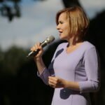 Piknik rodzinny Prawa i Sprawiedliwości. Na zdjęciu: Anna Krupka - poseł PiS / Wiktor Taszłow / Radio Kielce