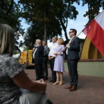 Piknik rodzinny Prawa i Sprawiedliwości. Na zdjęciu od lewej: Krzysztof Słoń - senator Rzeczypospolitej Polskiej, Krzysztof Lipiec - poseł PiS, Piotr Wawrzyk - wiceminister spraw zagranicznych, Anna Krupka - poseł PiS, Dominik Tarczyński - poseł PiS / Wiktor Taszłow / Radio Kielce