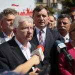 Inauguracja kampanii wyborczej PiS. Na zdjęciu (od lewej): Patrycja Iwańska Bęben, Krzysztof Słoń - senator PiS, Krzysztof Lipiec - poseł PiS, Zbigniew Ziobro - minister sprawiedliwości i prokurator generalny, prezes Solidarnej Polski, Andrzej Kryj - poseł PiS, Anna Krupka - poseł / Wiktor Taszłow / Radio Kielce