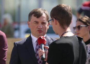 Inauguracja kampanii wyborczej PiS. Na zdjęciu: Zbigniew Ziobro - minister sprawiedliwości i prokurator generalny, prezes Solidarnej Polski / Wiktor Taszłow / Radio Kielce