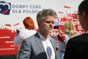 Inauguracja kampanii wyborczej PiS. Na zdjęciu : Krzysztof Słoń - senator PiS / Wiktor Taszłow / Radio Kielce