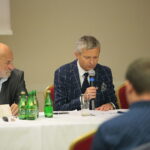 Wybory zarządu Regionalnej Organizacji Turystycznej. Na zdjęciu od lewej: Andrzej Czuba, Piotr Dwurnik, Piotr Siepioło / Wiktor Taszłow / Radio Kielce