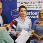 Konferencja prasowa PO. Na zdjęciu (od lewej): mec. Edward Rzepka, Marzena Okła-Drewnowicz – poseł, dr Izabela Rycerska / Wiktor Taszłow / Radio Kielce