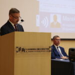 Sesja Sejmiku Województwa Świętokrzyskiego: Na zdjęciu: Marek Strzała, Henryk Milcarz- prezes Wodąciągów Kieleckich / Wiktor Taszłow / Radio Kielce