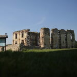 Tajemnicze podziemia w Bodzentynie / Wiktor Taszłow / Radio Kielce