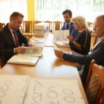 Rejestracja list wyborczych PiS w siedzibie lokalnej KBW. Na zdjęciu: Piotr Zegadło - pełnomocnik PiS / Wiktor Taszłow / Radio Kielce