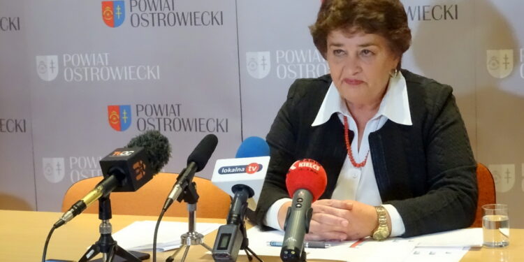 Marzena Dębniak, starosta ostrowiecki / Emilia Sitarska / Radio Kielce