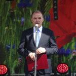 Kunów. Dożynki gminne. Na zdjęciu wicestarosta ostrowiecki - Andrzej Jabłoński / Emilia Sitarska / Radio Kielce