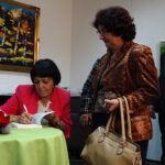 Jędrzejów. Promocja książki „Gdy zakwitną magnolie” Anny Ginter / Ewa Pociejowska-Gawęda / Radio Kielce