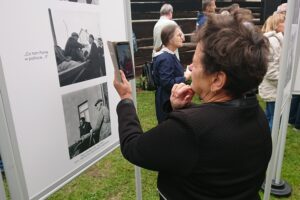 16.09.2019. Bodzentyn. Wystawa „Kupić, nie kupić, potargować można” - jarmark chłopski w Bodzentynie na fotografiach Janusza Buczkowskiego” / Janusz Buczkowski