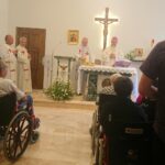 05.09.2019. Kielce. Msza święta w kieleckim hospicjum sprawowana przez biskupa kieleckiego Jana Piotrowskiego / Marlena Płaska / Radio Kielce