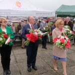 08.09.2019. Starachowice. Uroczystości upamiętniające obronę miasta. Na zdjęciu (od lewej): Ewa Skiba - wiceprezydent Starachowic, Jerzy Materek - członek Zarządu Powiatu Starachowickiego i Anna Krupka - wiceminister sportu i turystyki / Anna Głąb / Radio Kielce