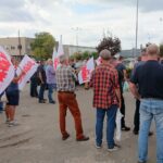 13.09.2019. Starachowice. Pikieta w zakładach MAN / Anna Głąb / Radio Kielce