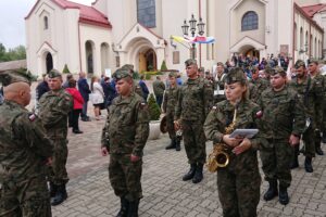 28.09.2019. Skarżysko-Kamienna. Pielgrzymka pracowników przemysłu zbrojeniowego do Sanktuarium Matki Boskiej Ostrobramskiej / Anna Głąb / Radio Kielce