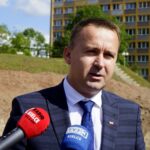 11.09.2019. Kielce. Poseł Michał Cieślak przekazał czek na organizację European Rover Challenge. Na zdjęciu: Michał Cieślak - poseł / Piotr Kwaśniewski / Radio Kielce