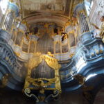 Zabytkowe barokowe organy w kościele klasztornym opactwa Cystersów / Ewa Pociejowska-Gawęda / Radio Kielce