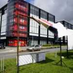 18.09.2019. Kielce. Plakaty wyborcze uszkodzone przez wichurę / Piotr Kwaśniewski / Radio Kielce